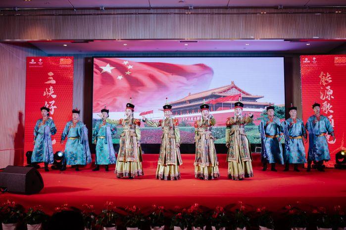 16、《贊歌（蒙語(yǔ)吟誦）》內(nèi)蒙古分公司