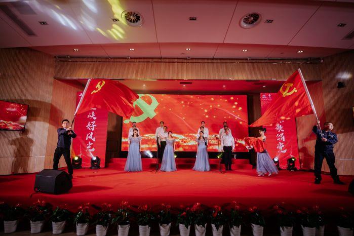 24.2、《我的祖國(guó)+英雄贊歌》江蘇運(yùn)維公司