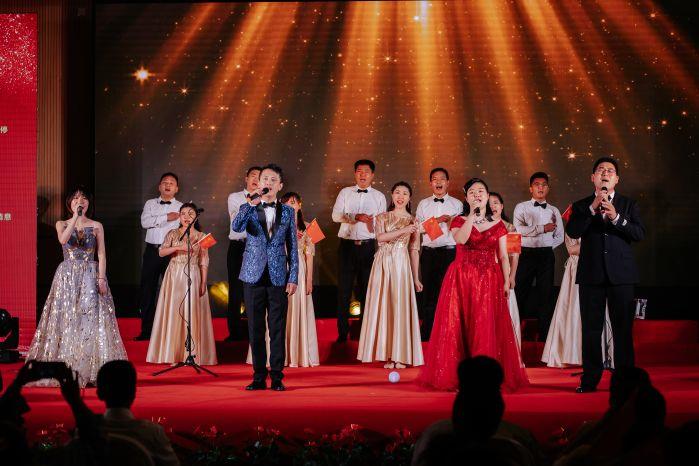 27、《明天會(huì)更好》東部建設(shè)管理部